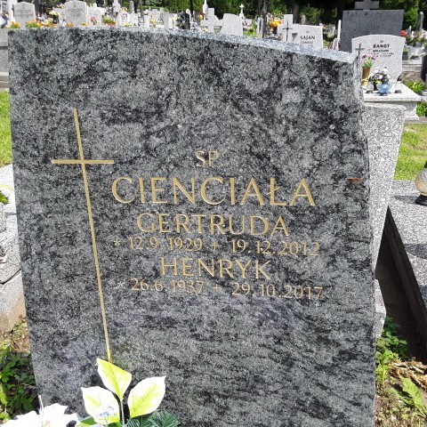 Grób Gertruda Cienciała