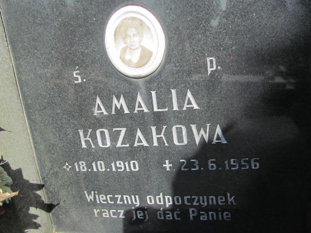 Amalia Kozak 1910 Cieszyn Komunalne - Grobonet - Wyszukiwarka osób pochowanych