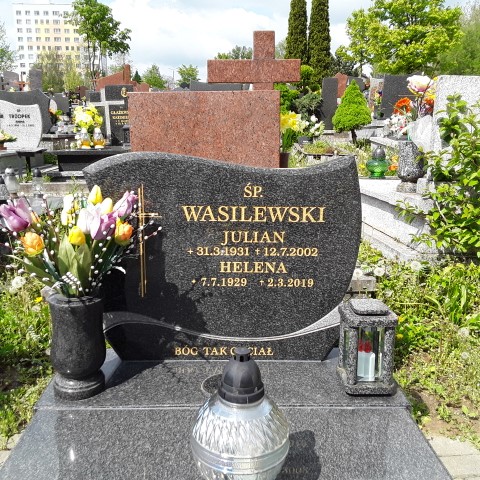 Grób Julian Wasilewski